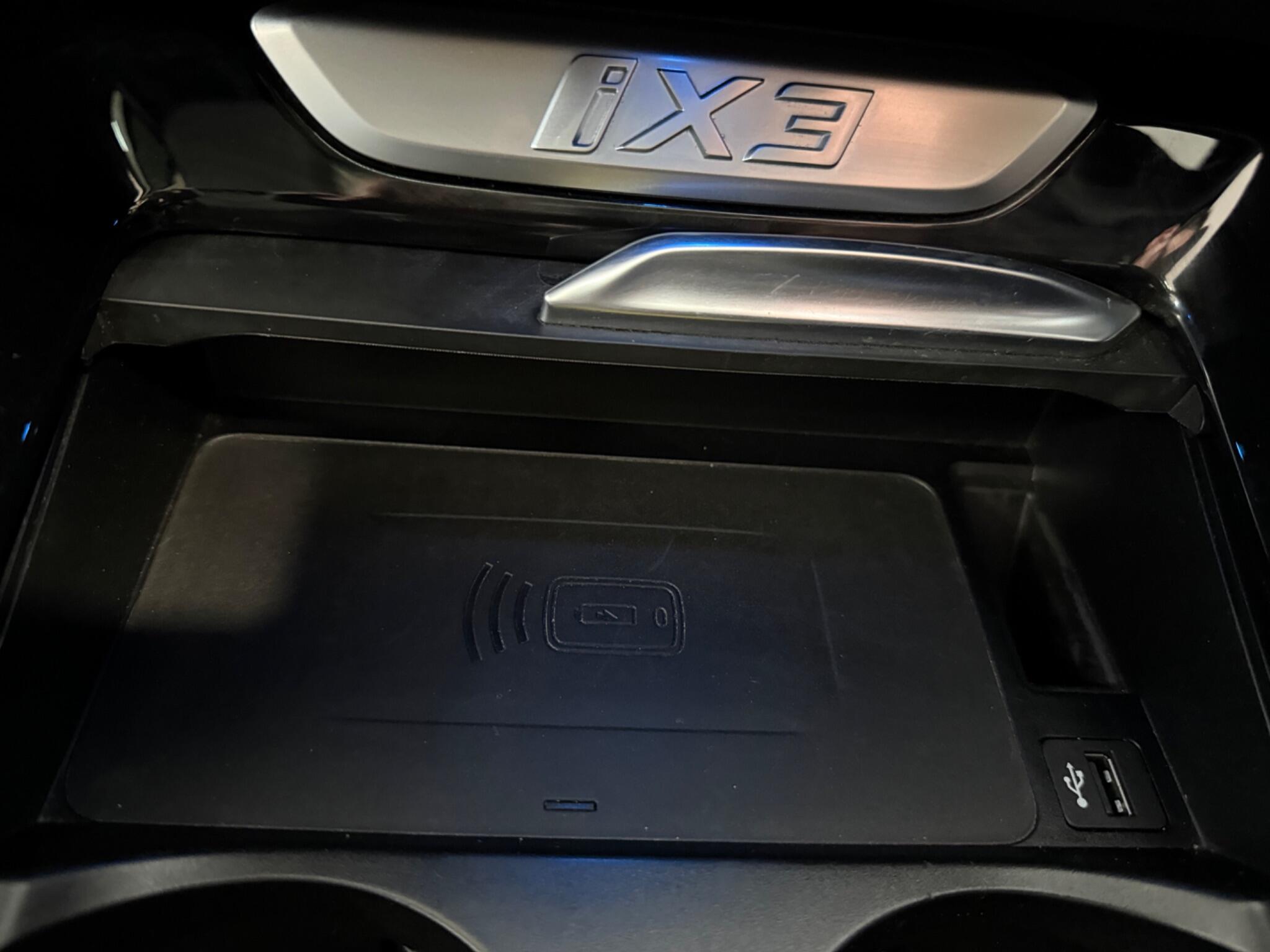 BMW Ix3 view 9