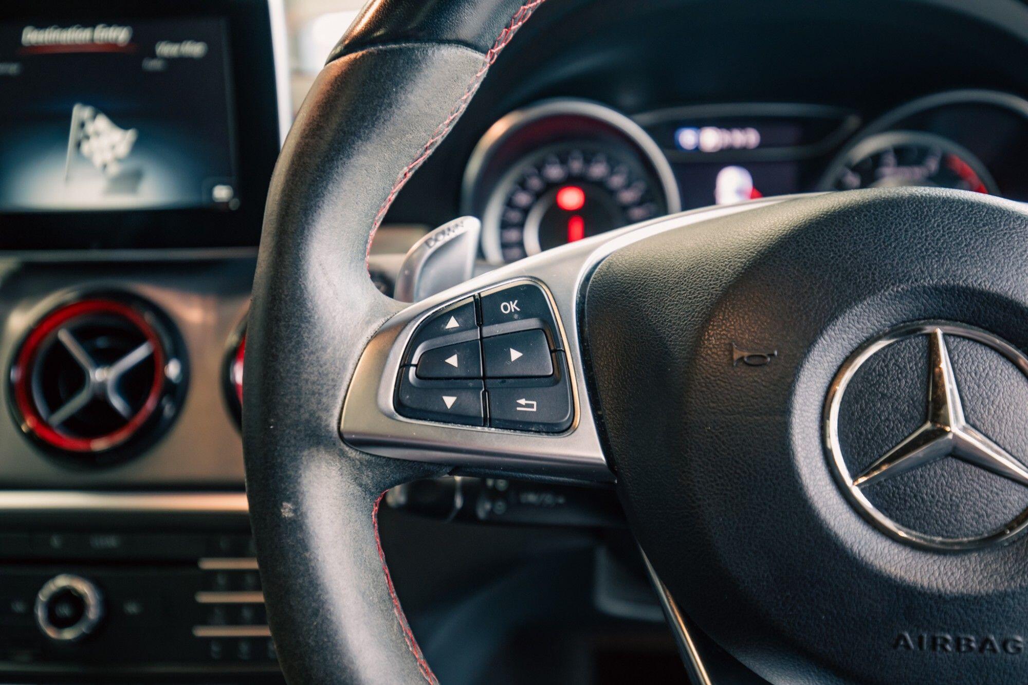 Mercedes-Benz CLA view 12