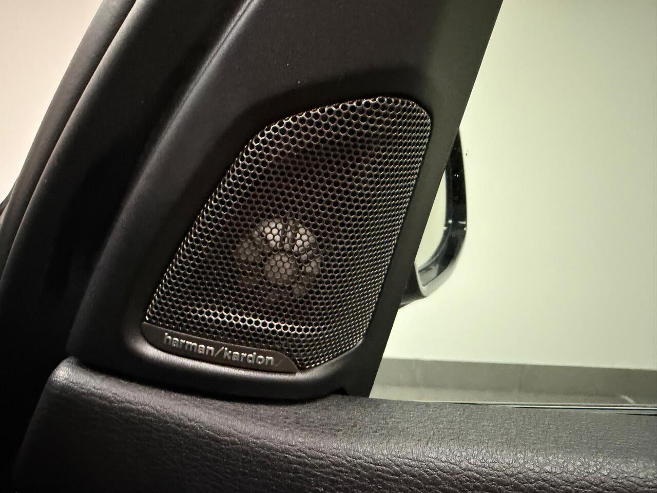 BMW X5 view 17