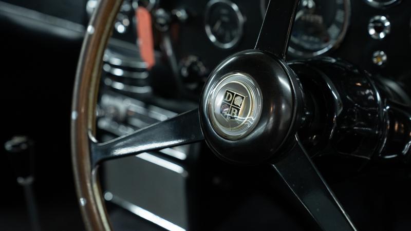 Aston Martin DB5 view 24