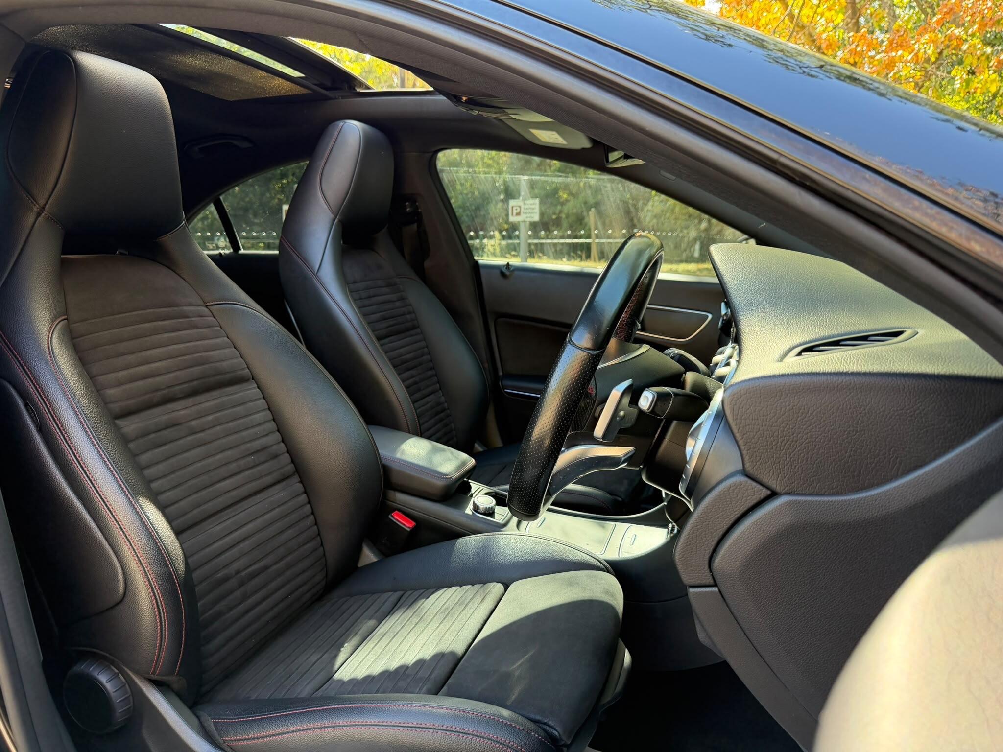 Mercedes-Benz Cla view 12