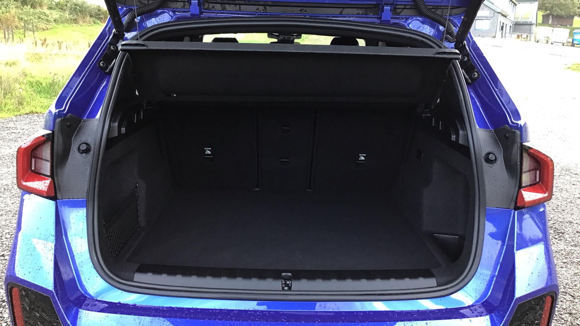 BMW iX1 view 13
