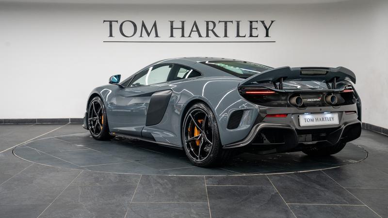 Mclaren 675LT view 5