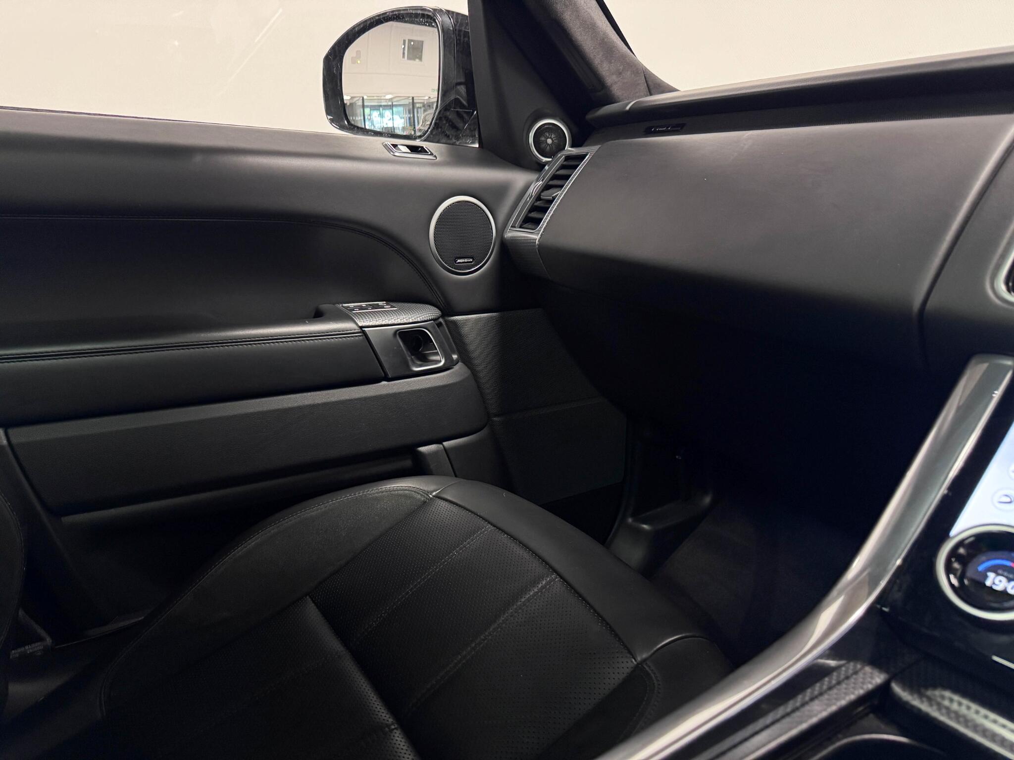 Land Rover Range Rover Sport view 41
