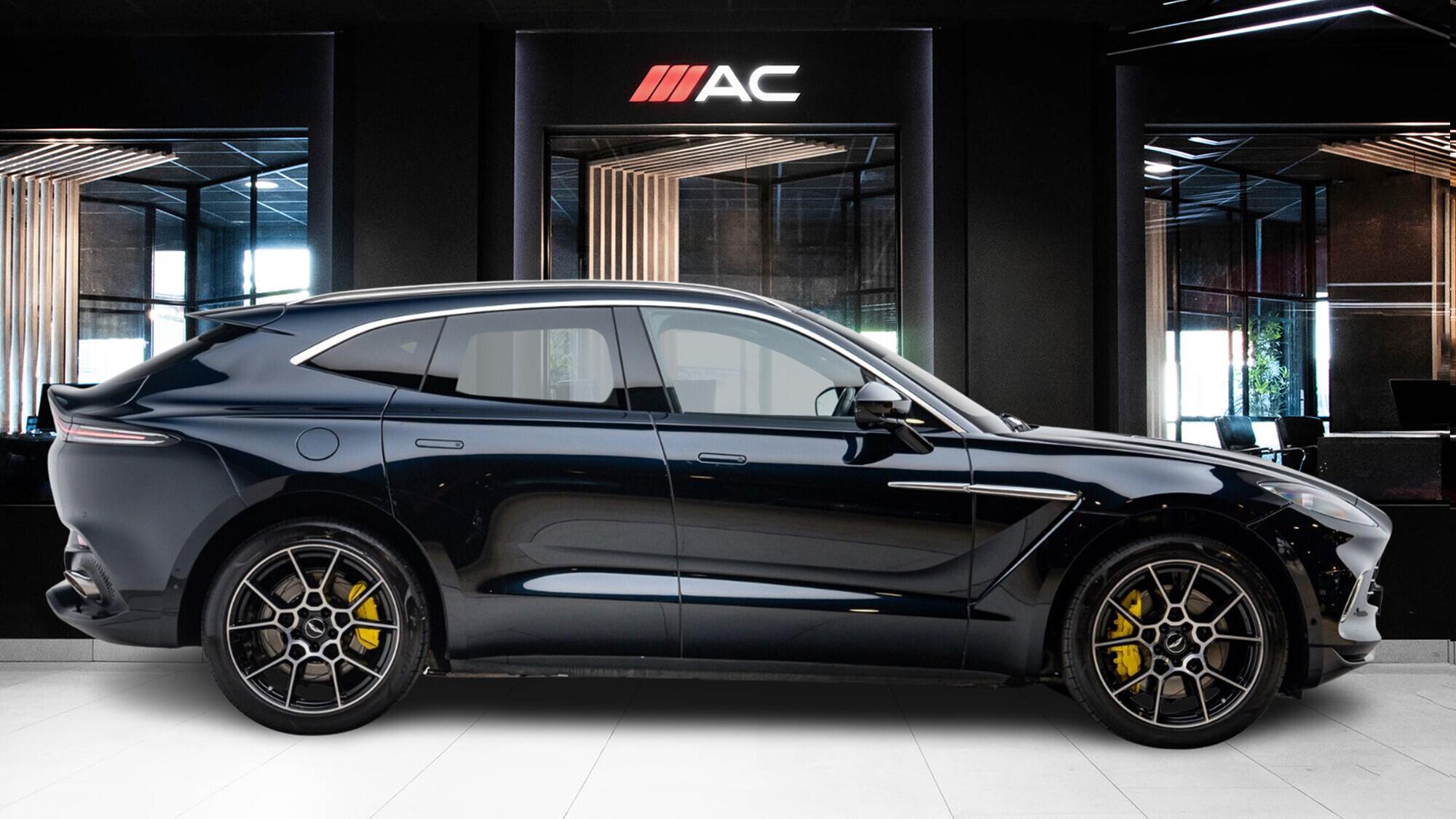 Aston Martin DBX view 3