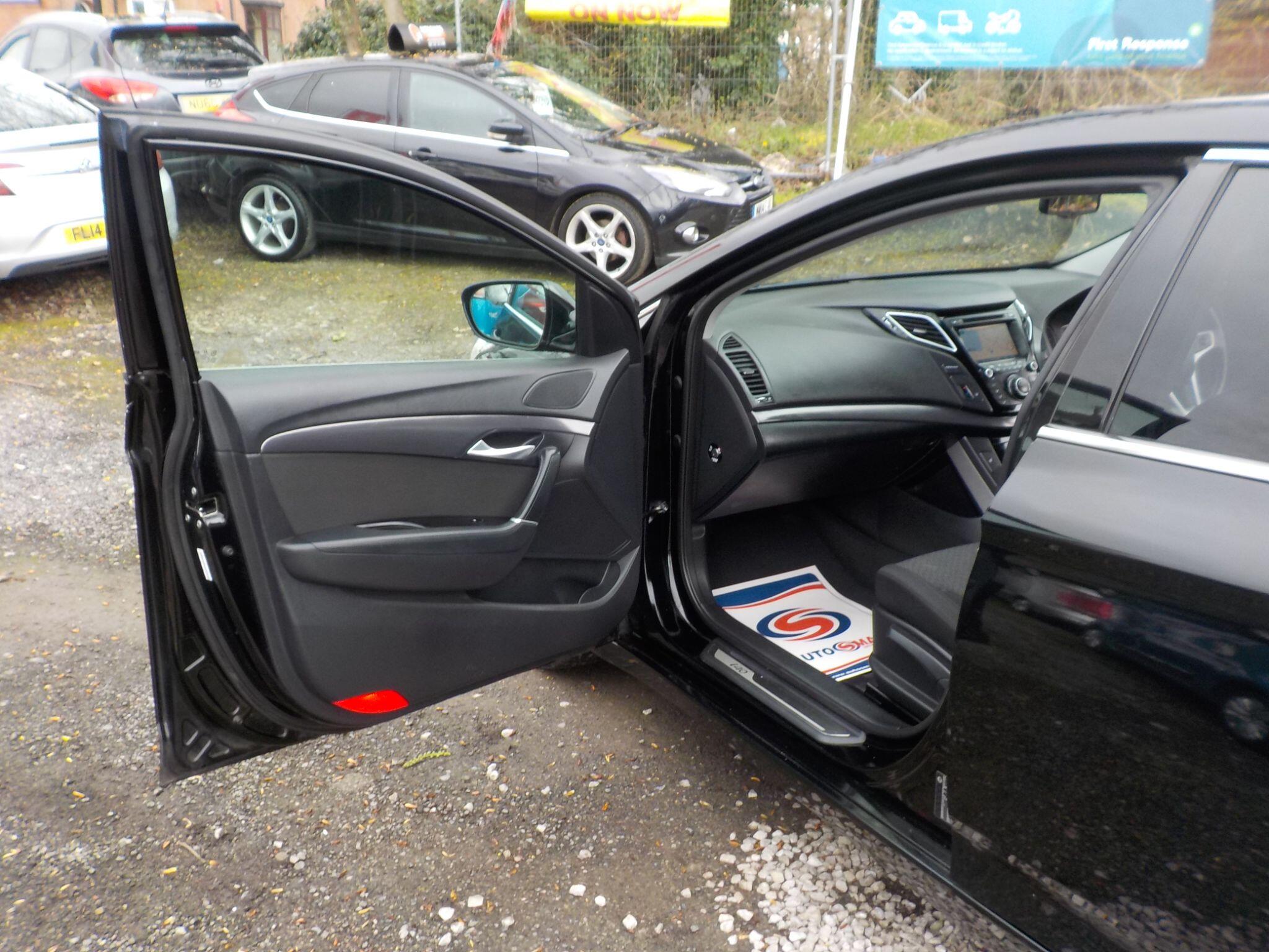 Hyundai i40 1.7 CRDi Blue Drive Style Euro 5 (s/s) 4dr