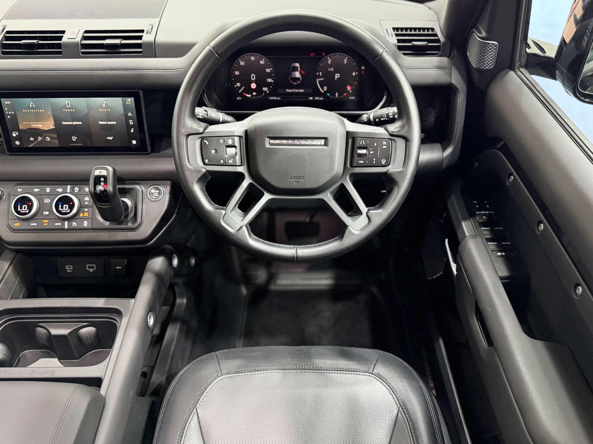 Land Rover Defender view 20