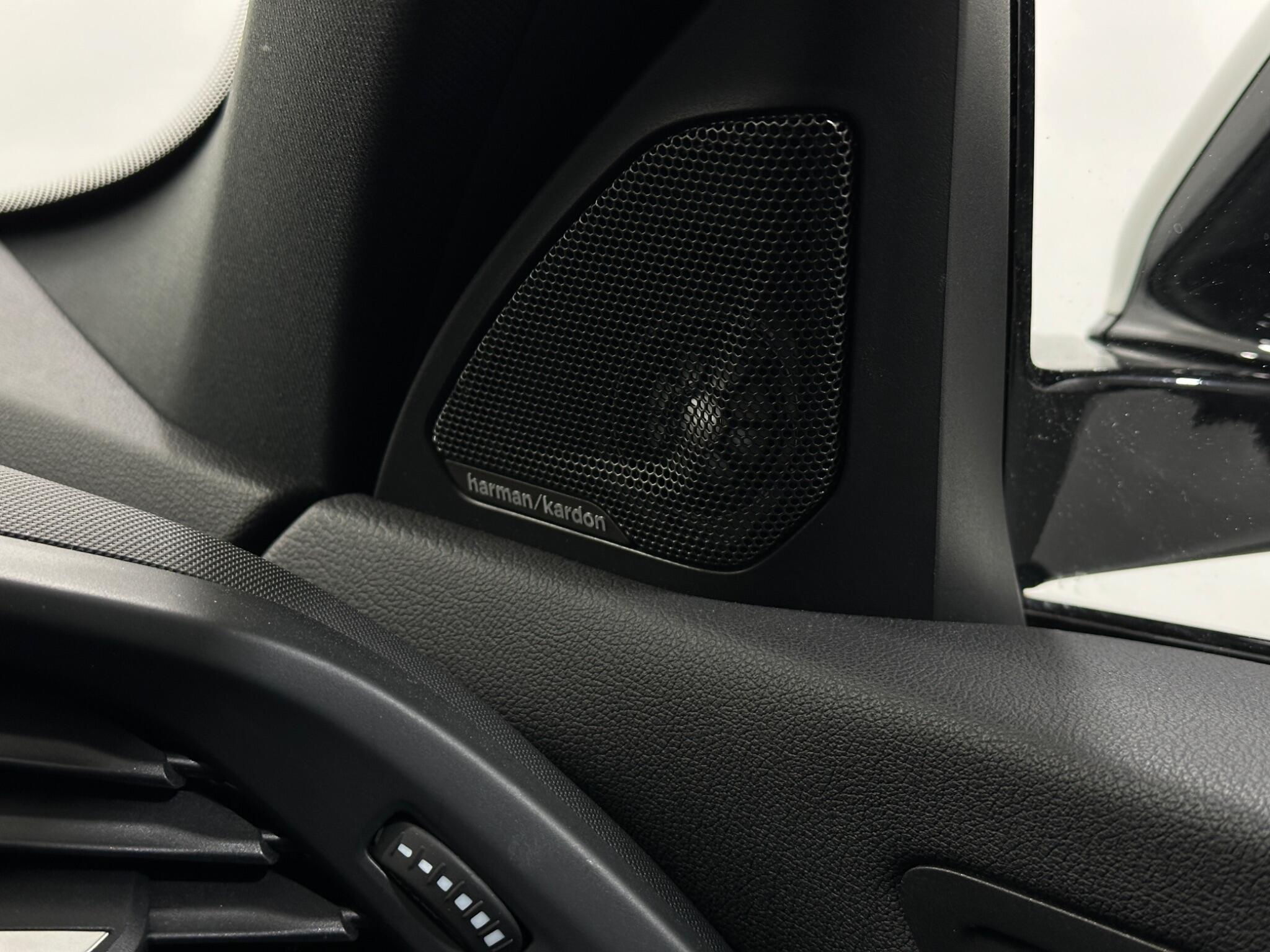 BMW 1 Series view 20