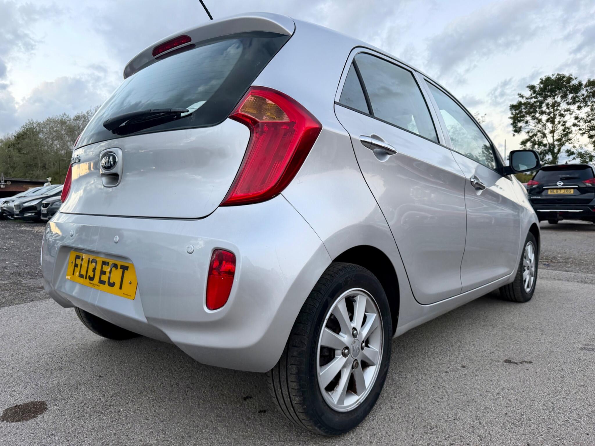 Kia Picanto view 20