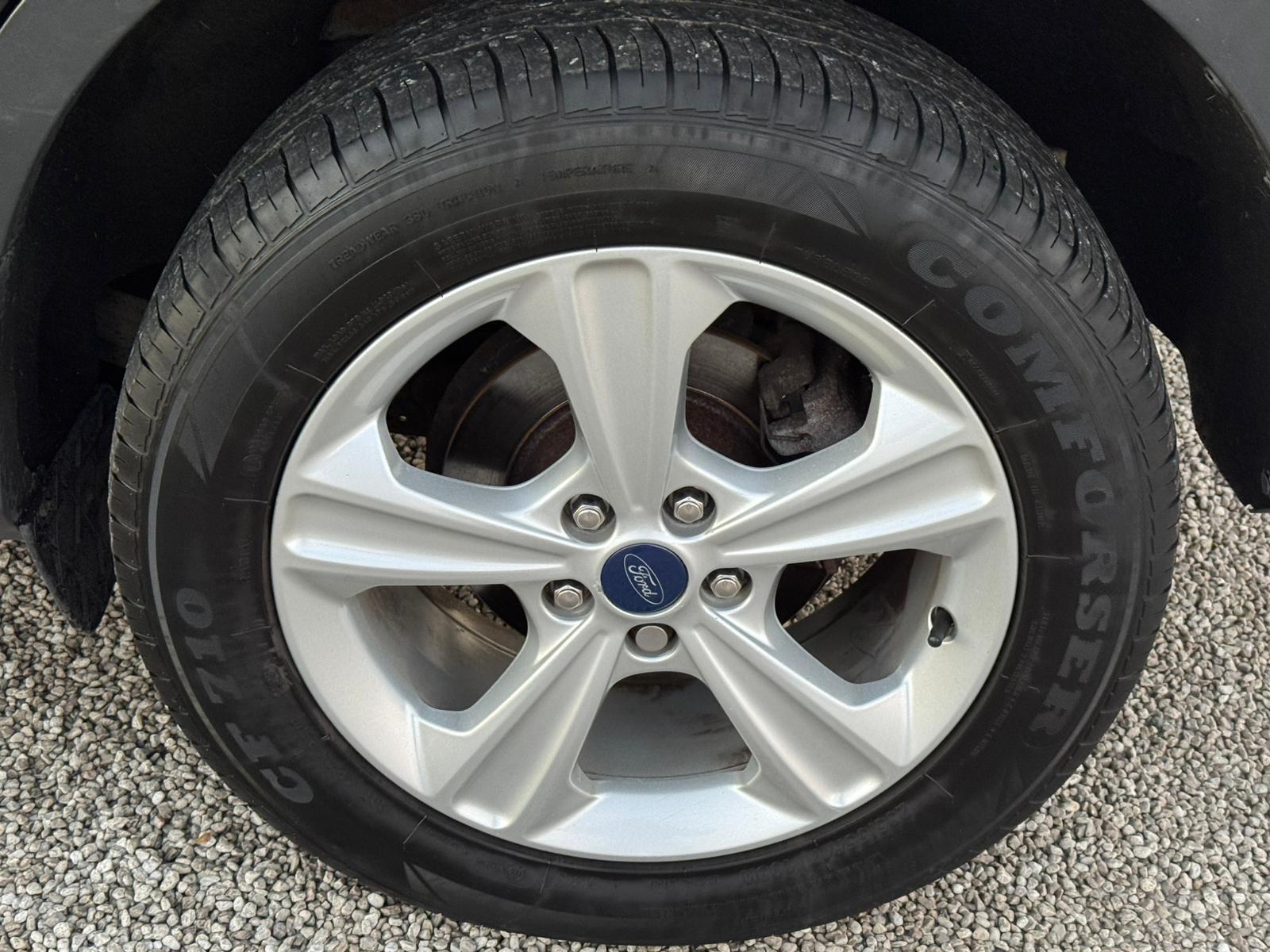 2014 Ford Kuga image 32