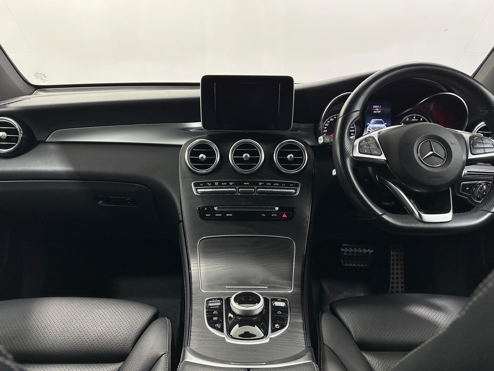 Mercedes-Benz GLC view 21