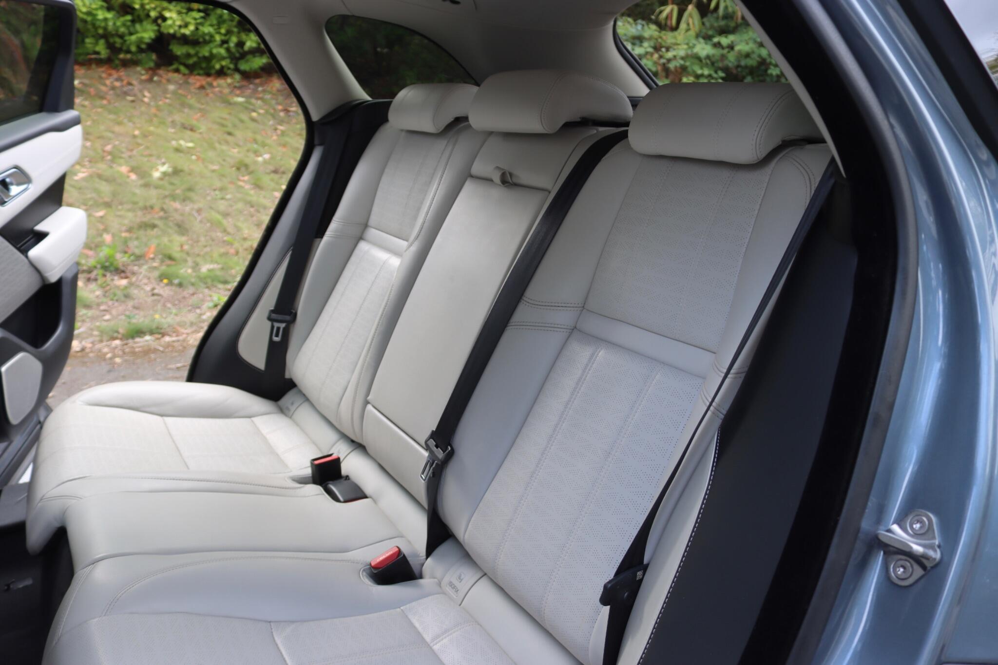 Land Rover Range Rover Velar view 6