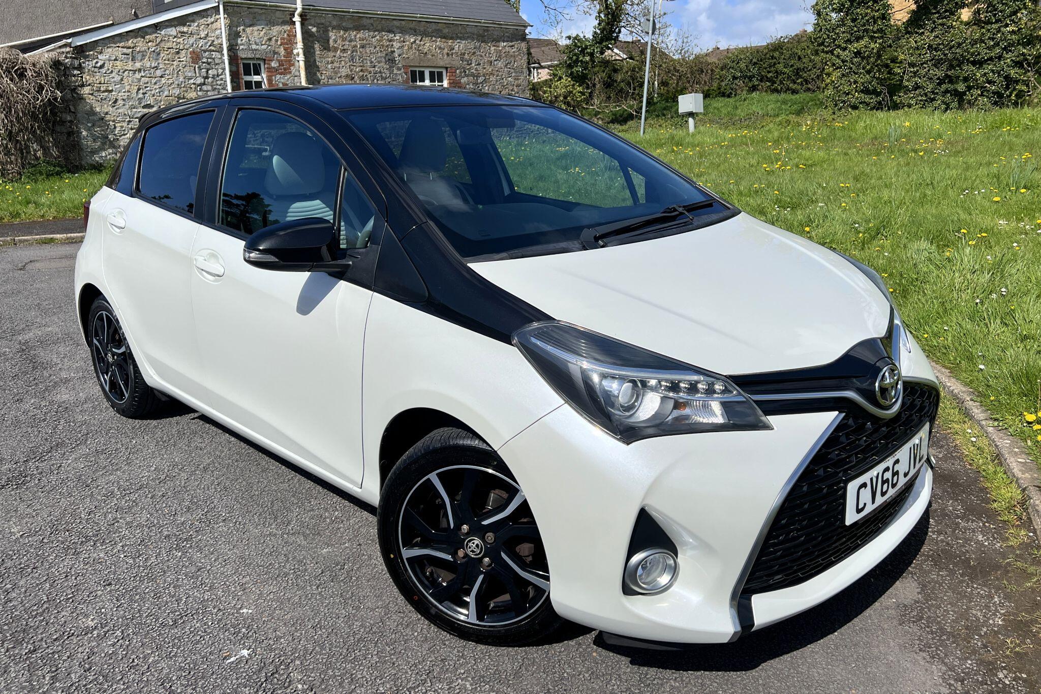2016 Toyota Yaris 1.33 Design (Bi-Tone)