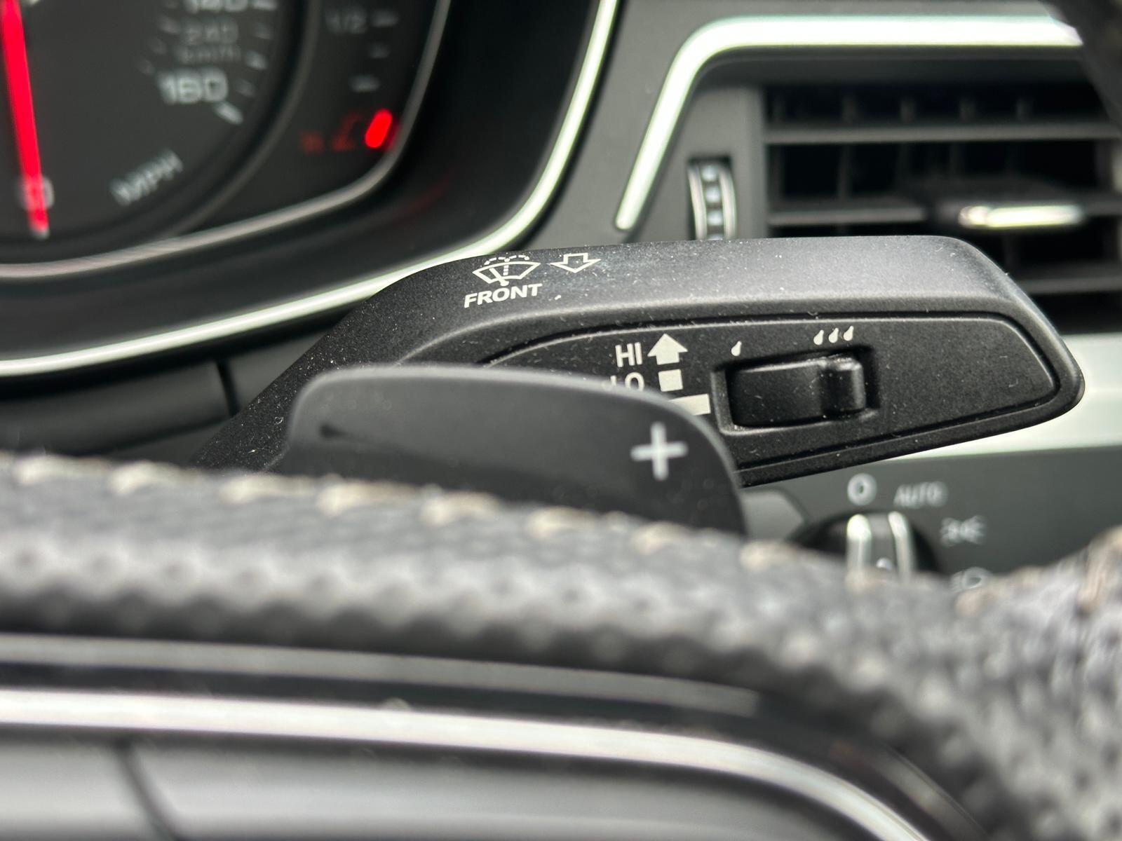 Audi A4 view 24