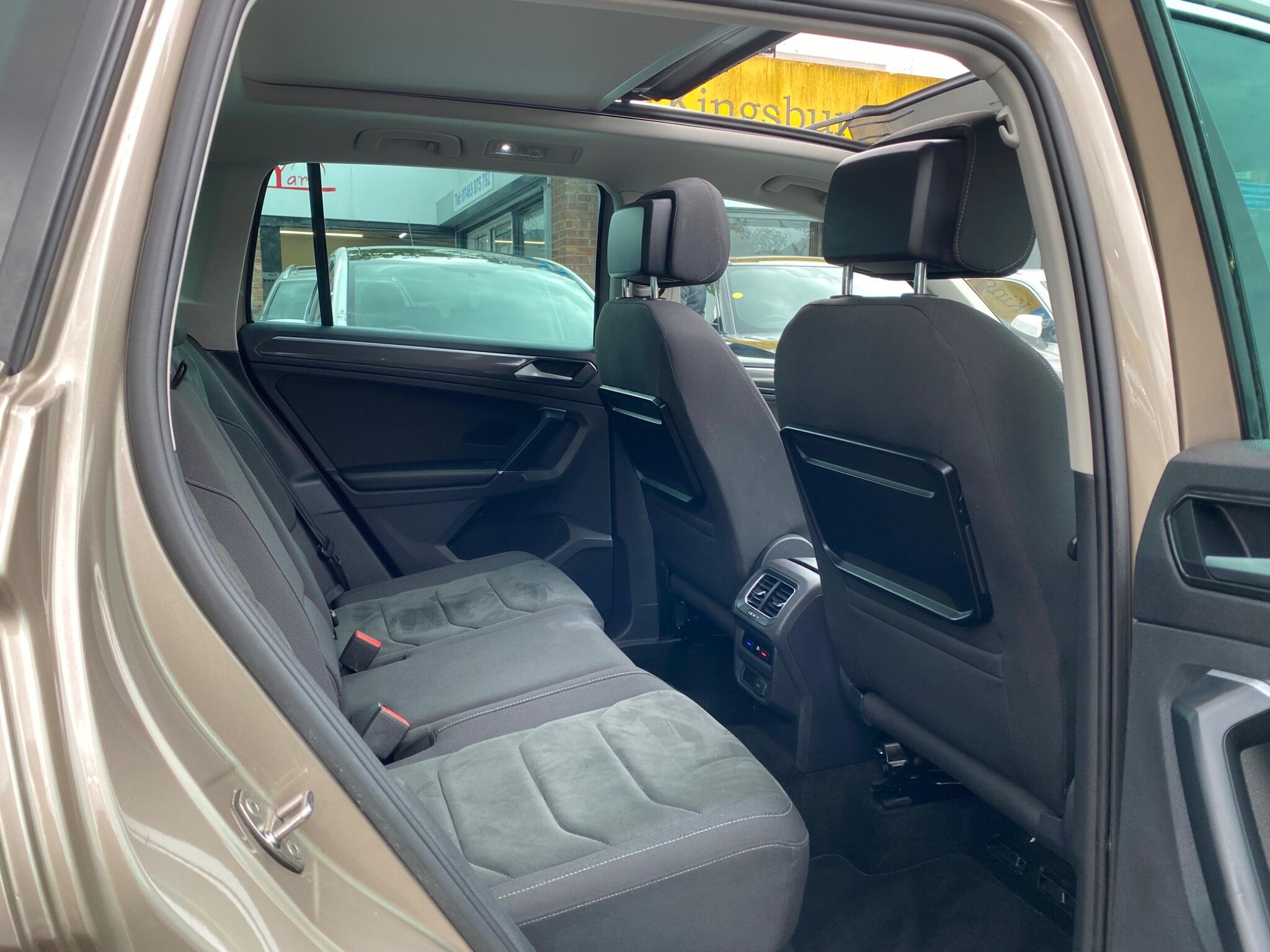 Volkswagen Tiguan view 35