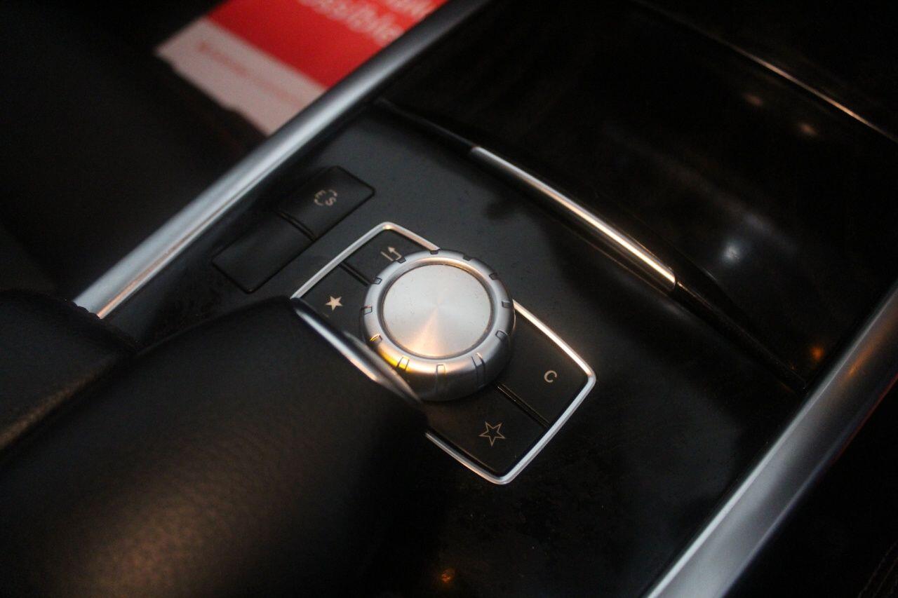 Mercedes-Benz E-Class view 42