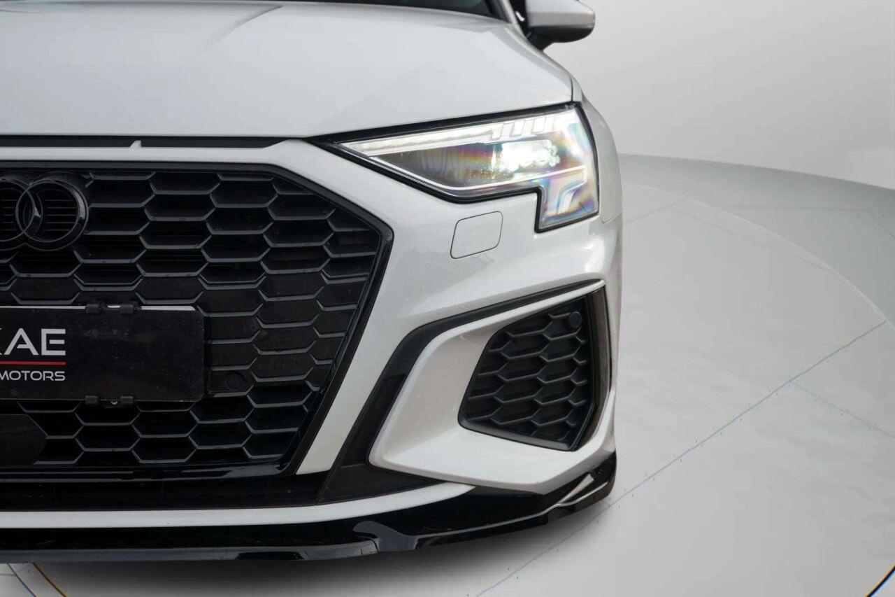 Audi A3 view 11