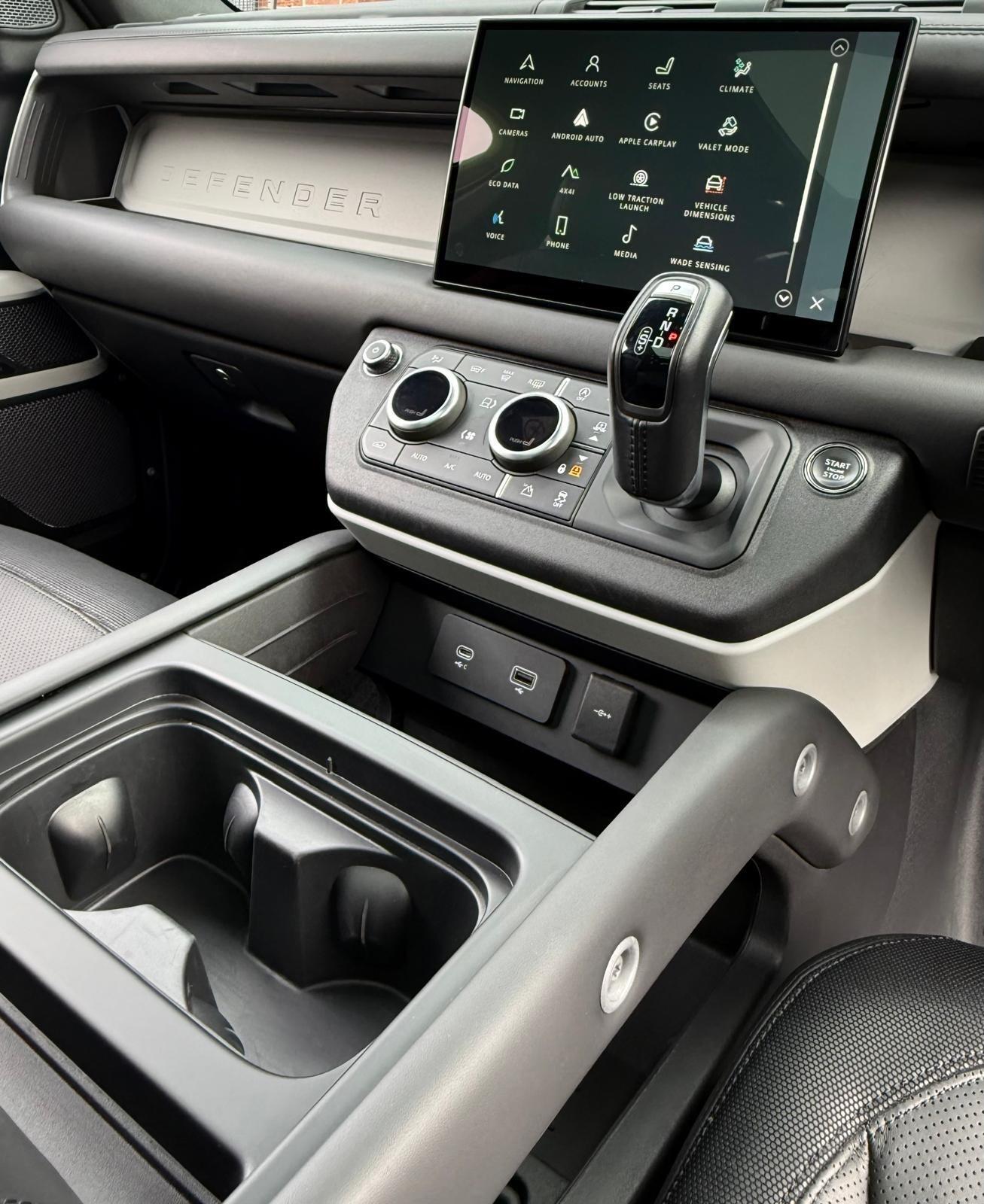 Land Rover Defender view 59