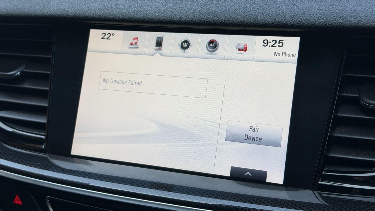 Vauxhall Insignia view 29