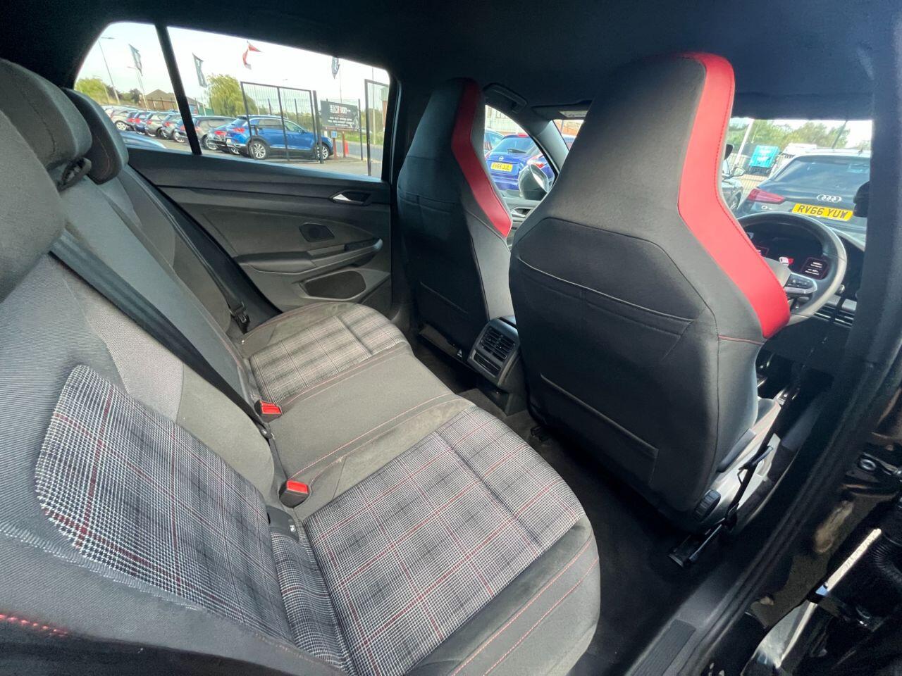 Volkswagen Golf view 13