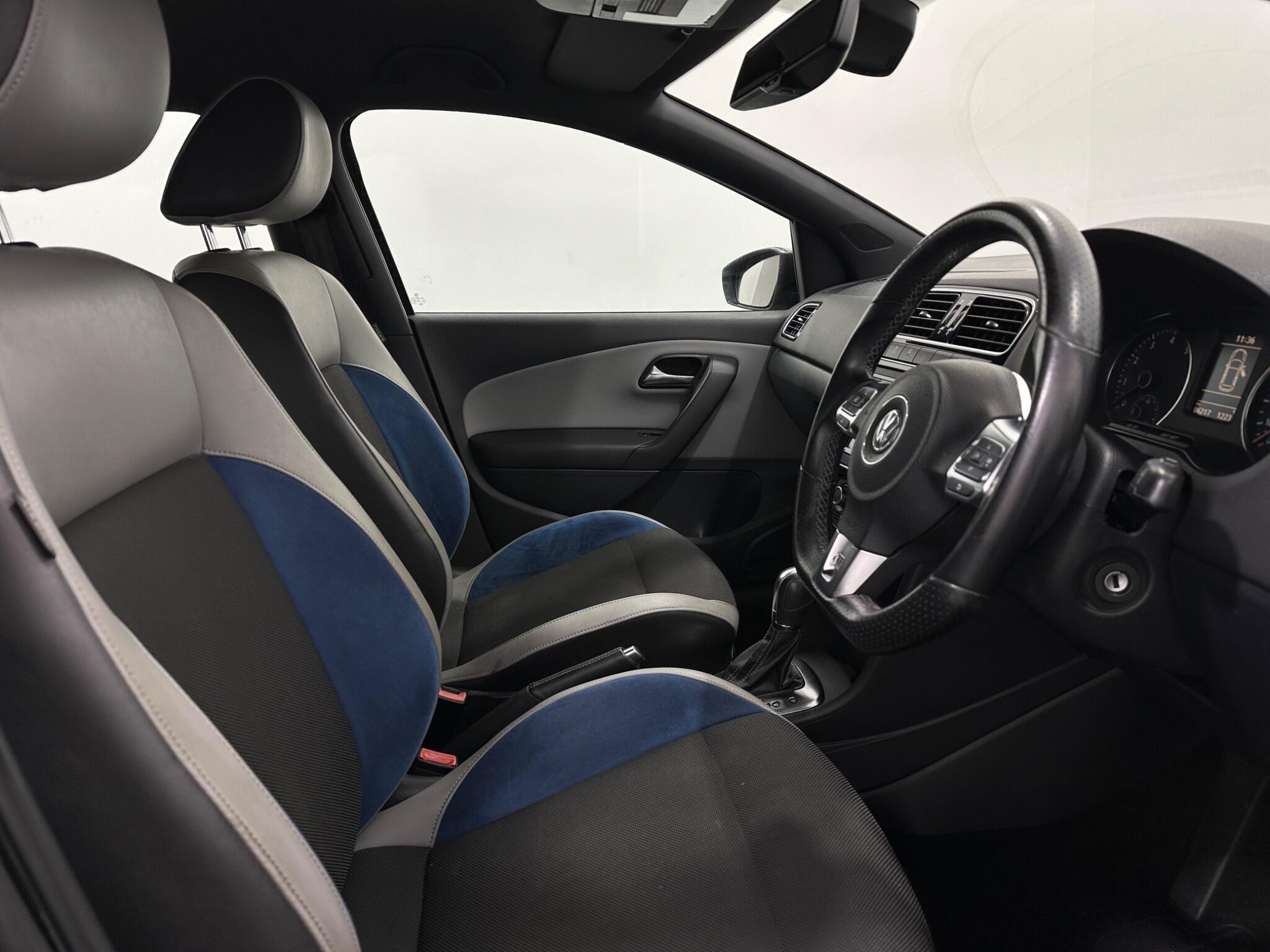 Volkswagen Polo view 30