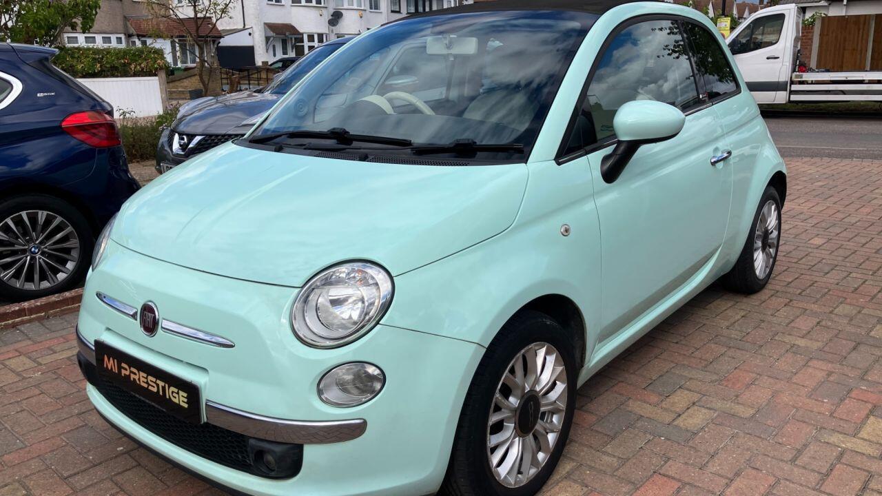 Fiat 500C view 3