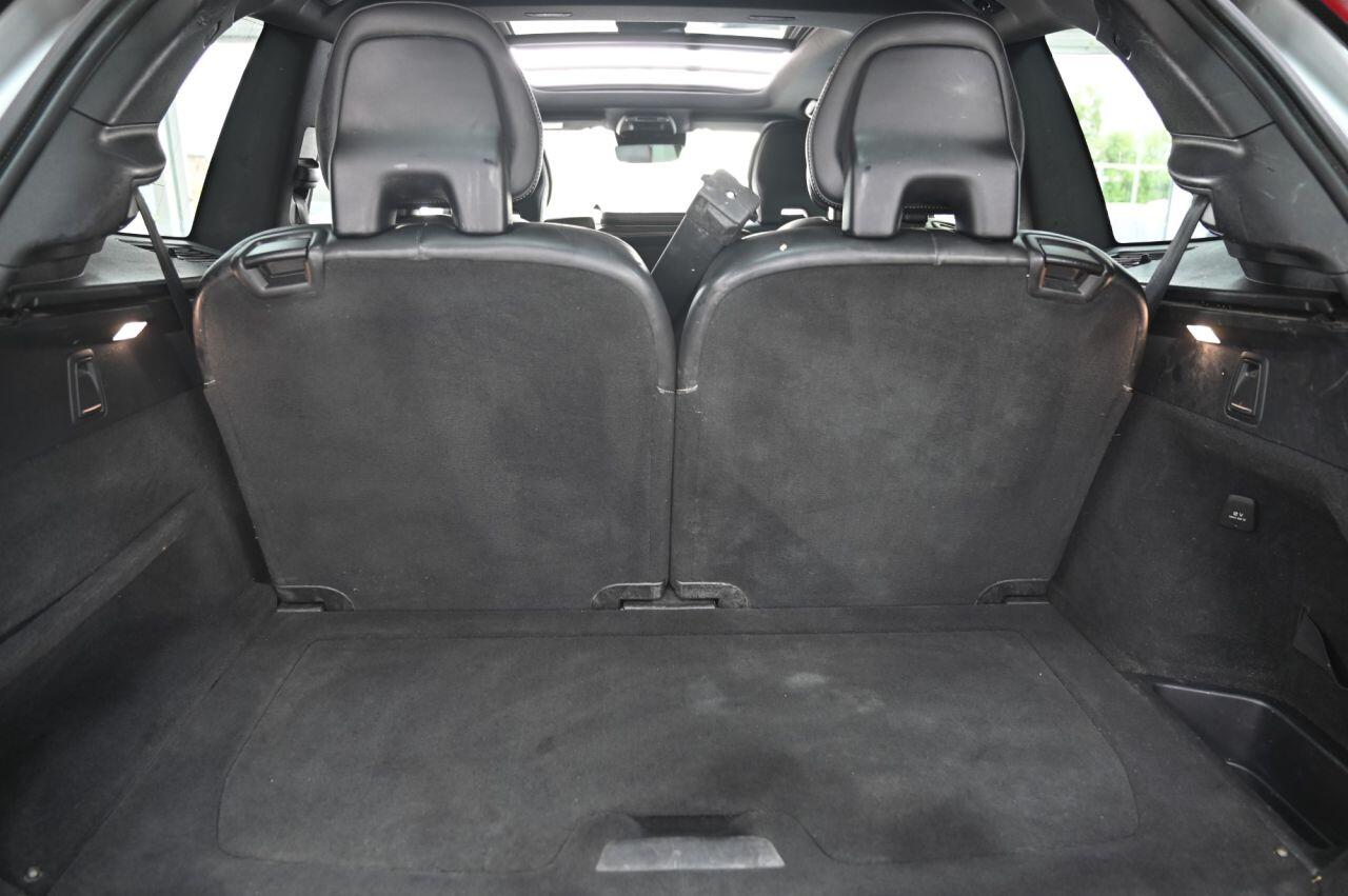 Volvo XC90 view 8