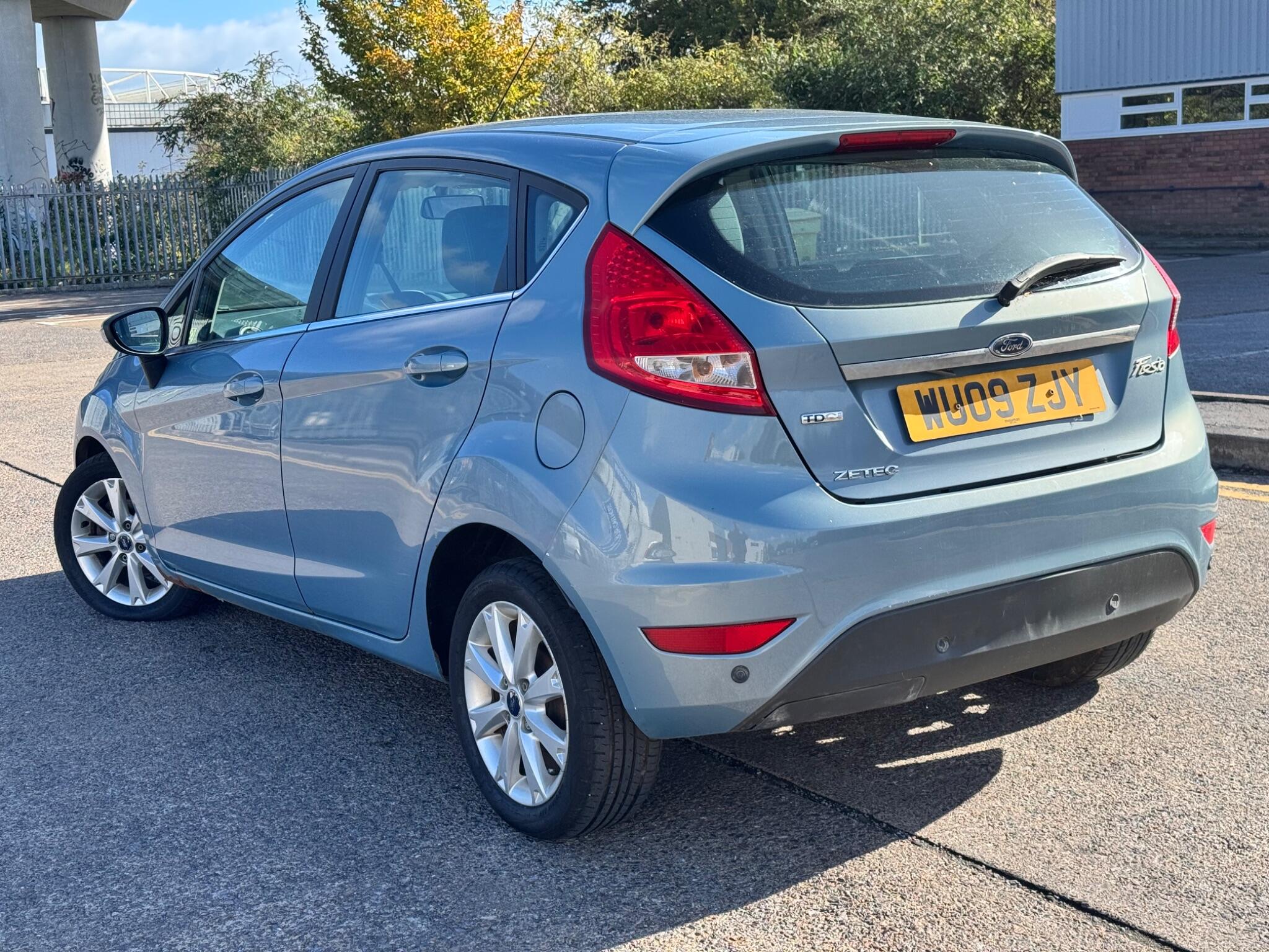 Ford Fiesta view 4