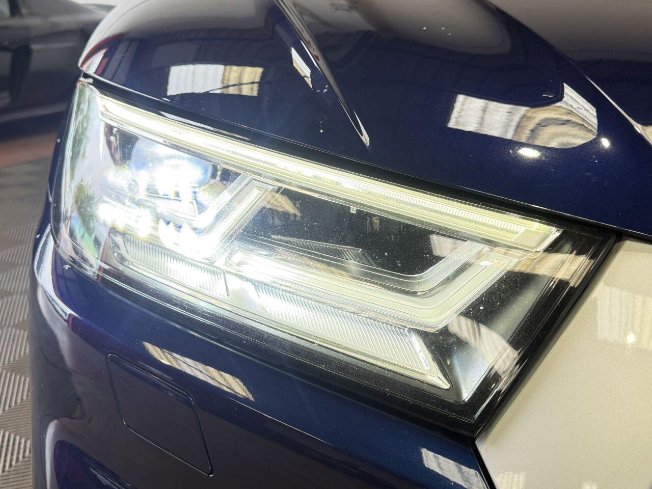 Audi Q5 view 26