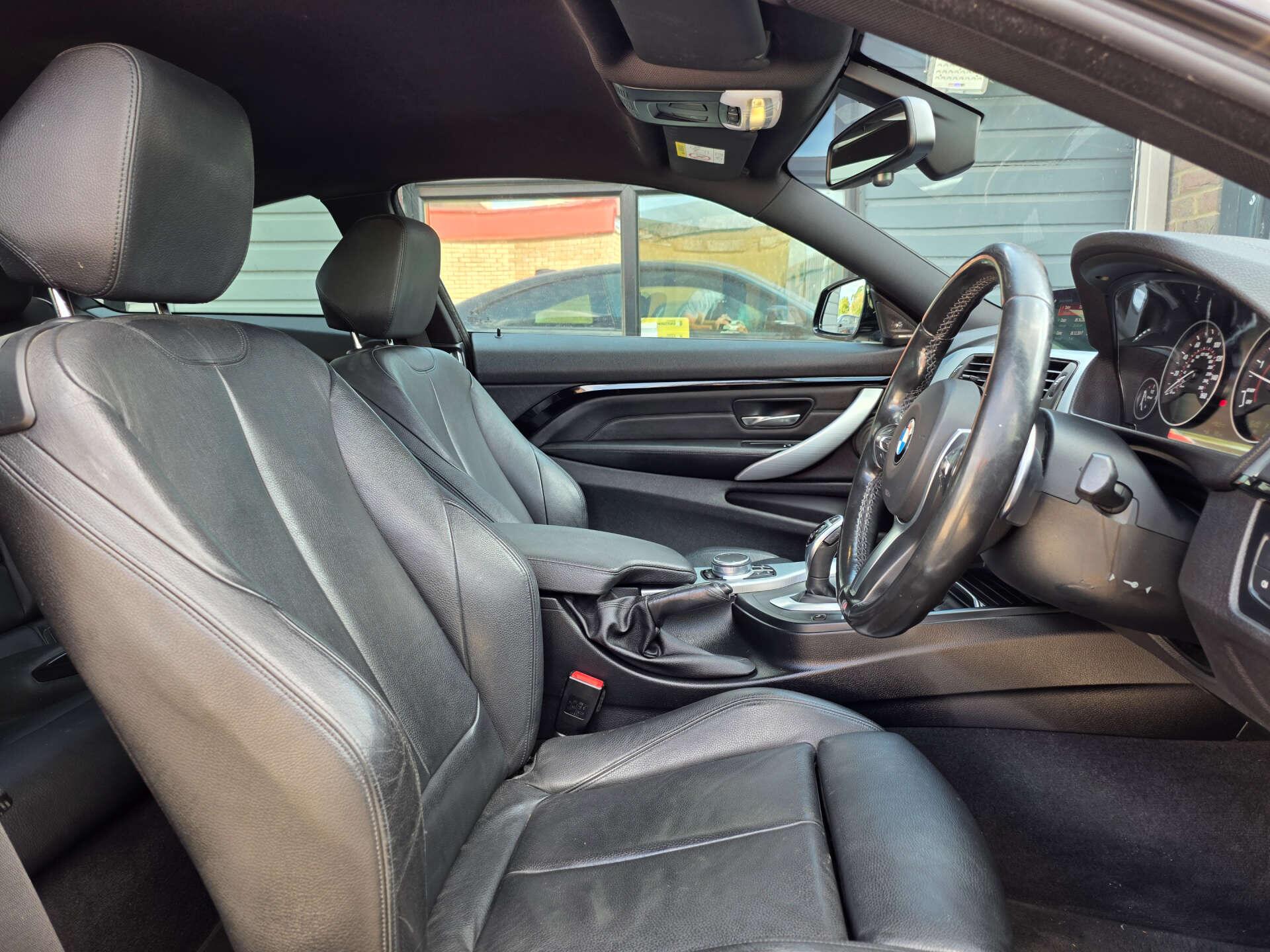 BMW 4 Series view 22