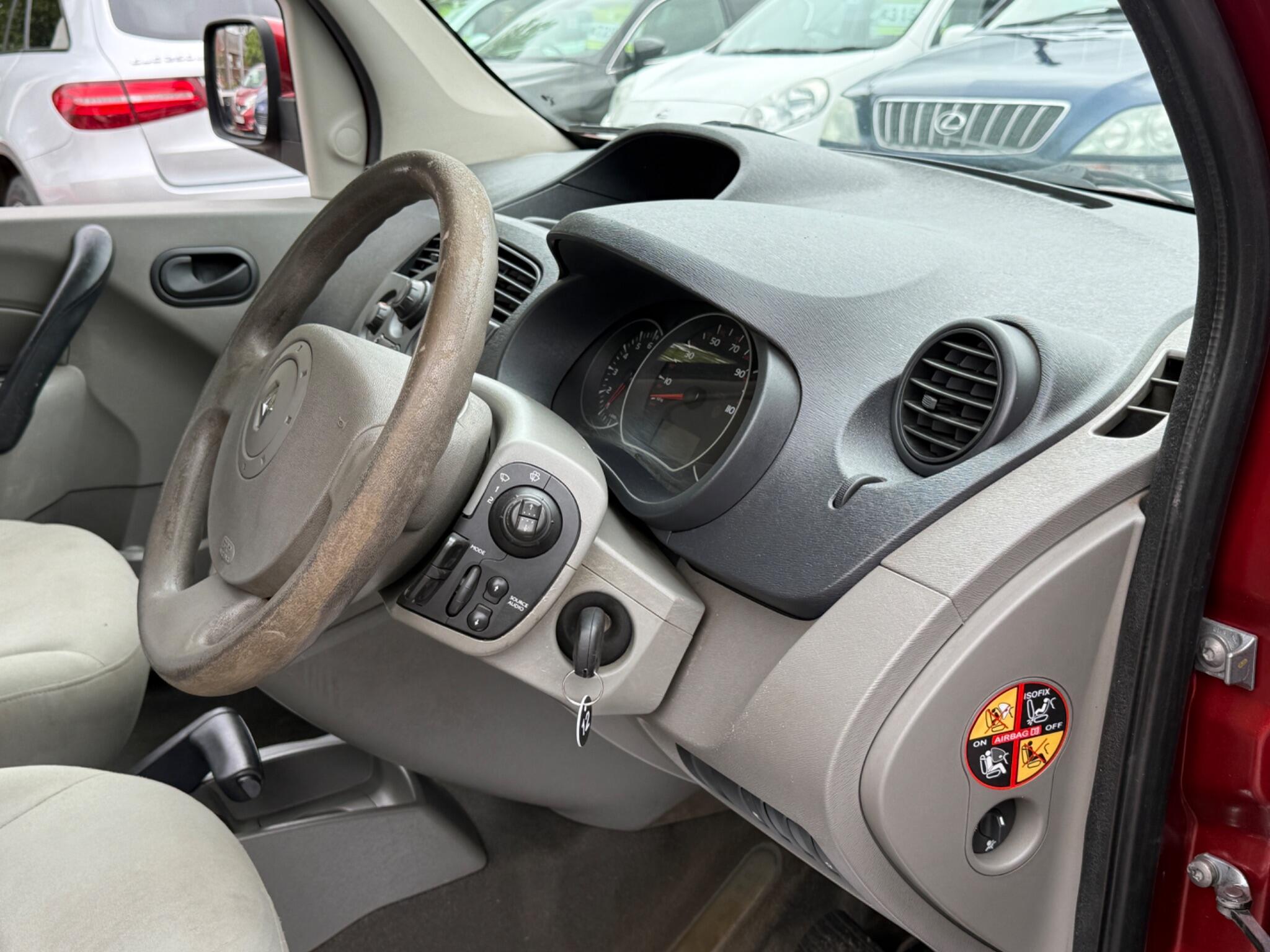 Renault Kangoo - Image 20