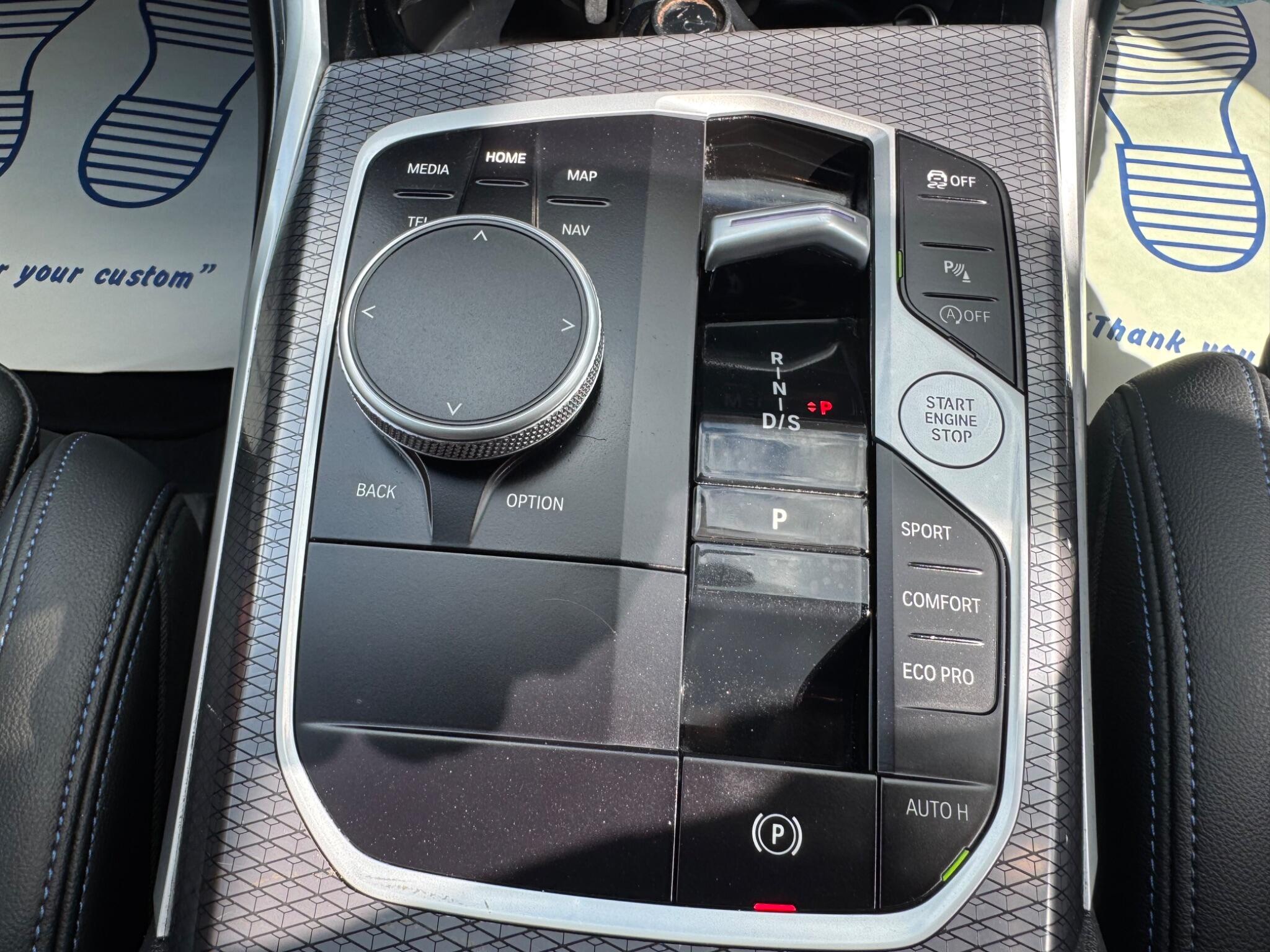 BMW 3 Series view 17