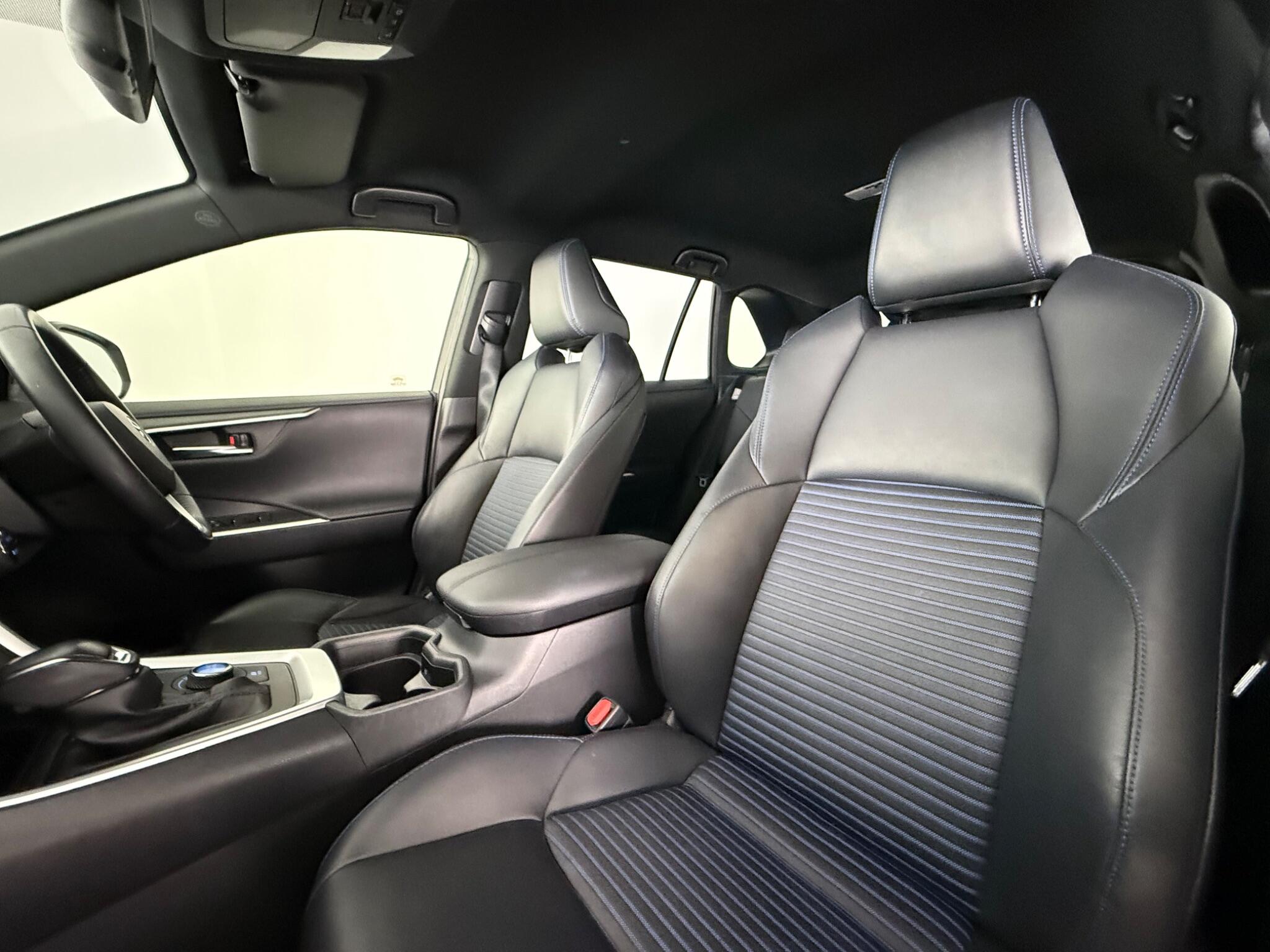 Toyota Rav4 view 30