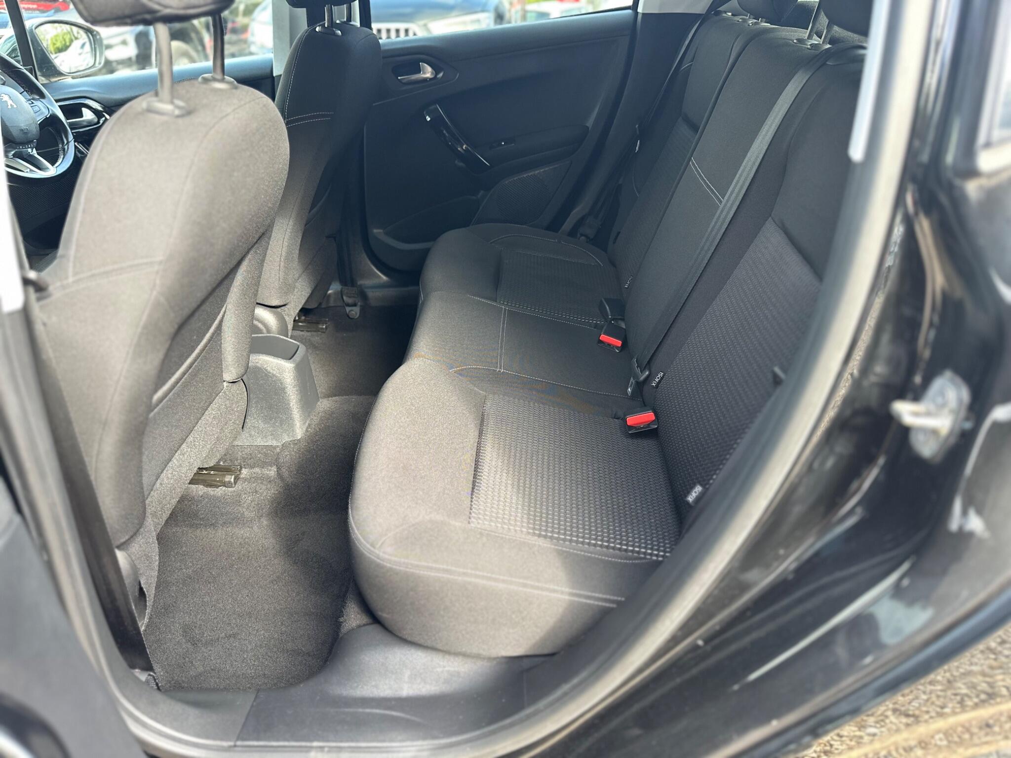 Peugeot 208 view 56