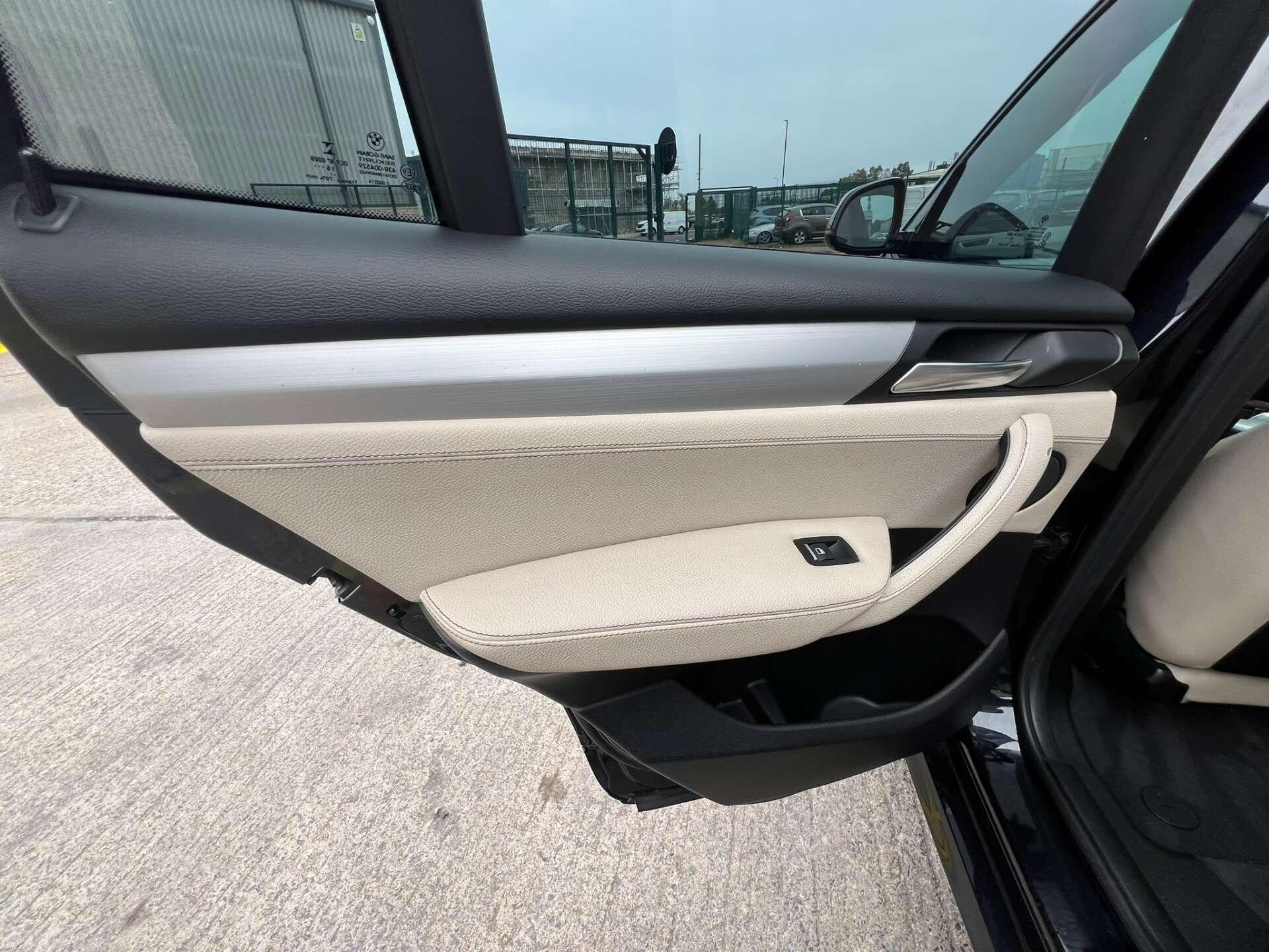 BMW X3 view 42