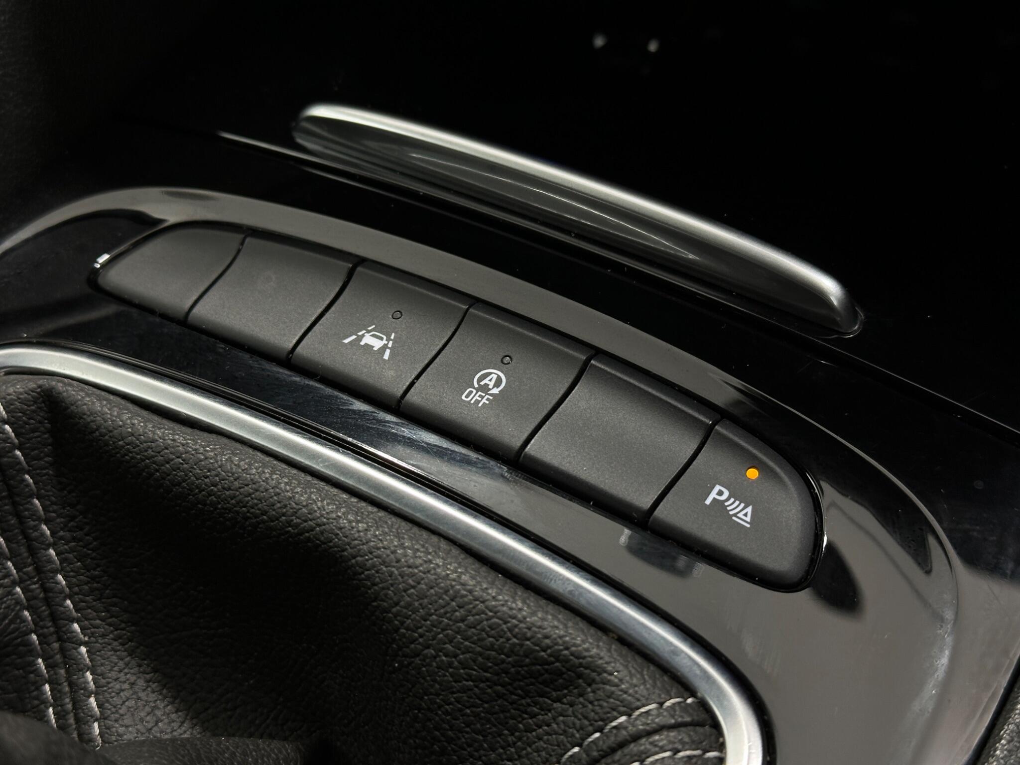 Vauxhall Insignia view 21