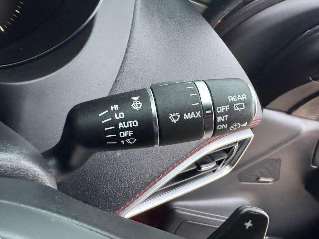 Jaguar F-Pace view 26