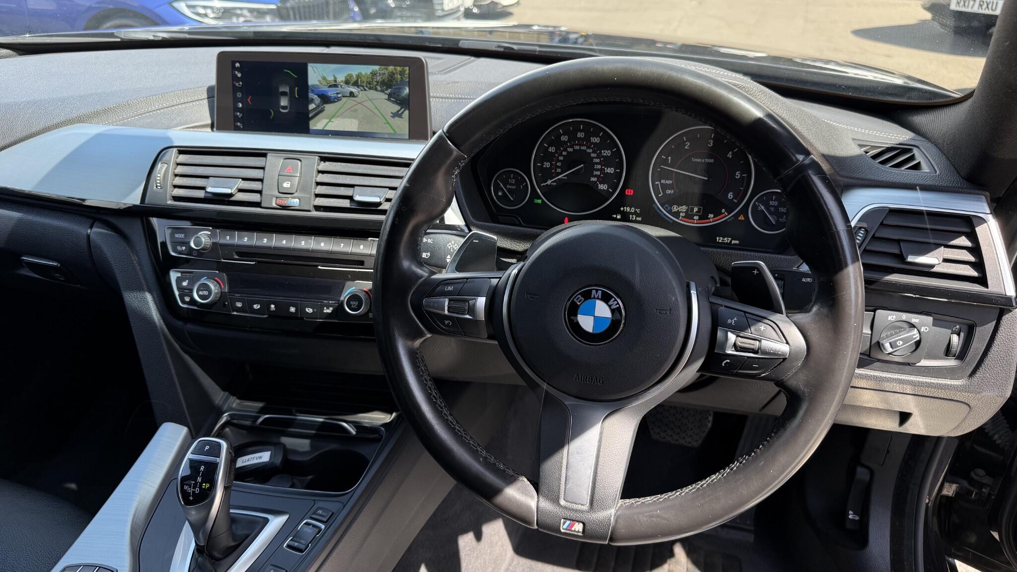 BMW 4 Series view 22