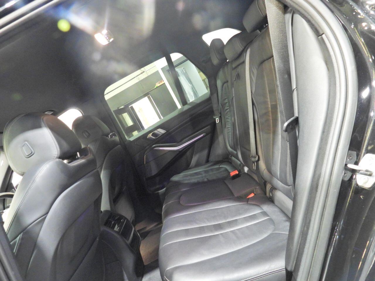 BMW X5 view 39