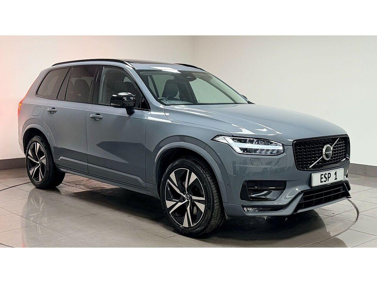 Volvo XC90 view 10