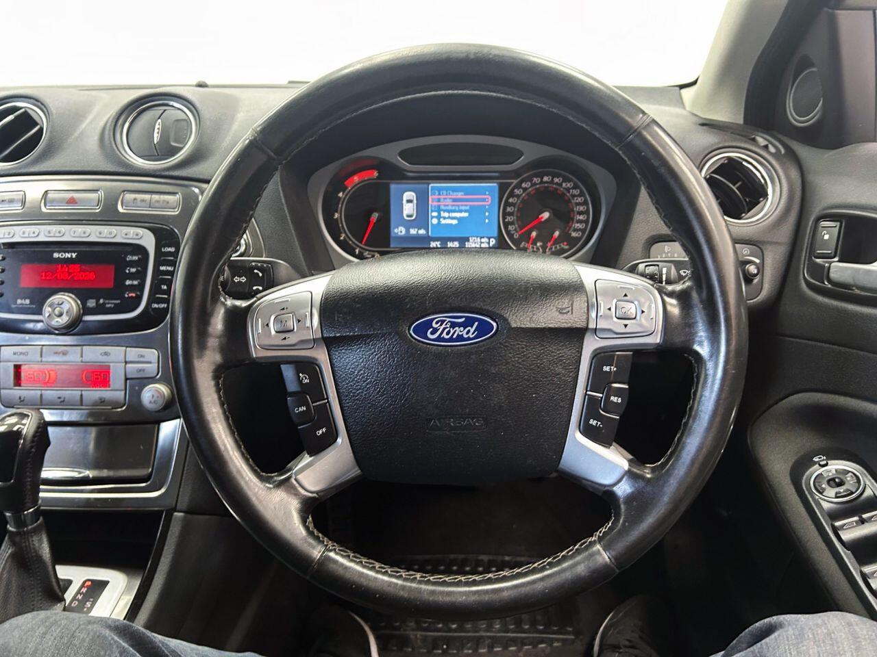 Ford Mondeo view 20