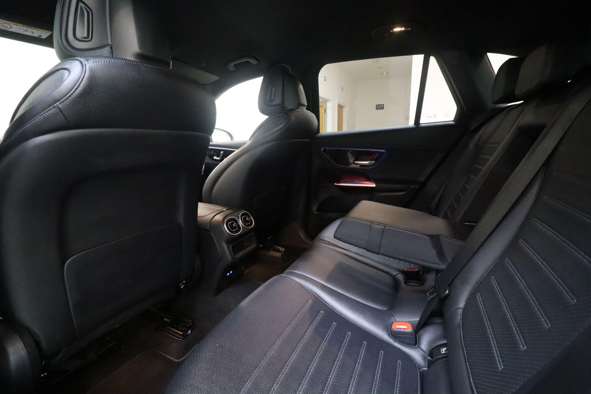 Mercedes-Benz GLC view 12