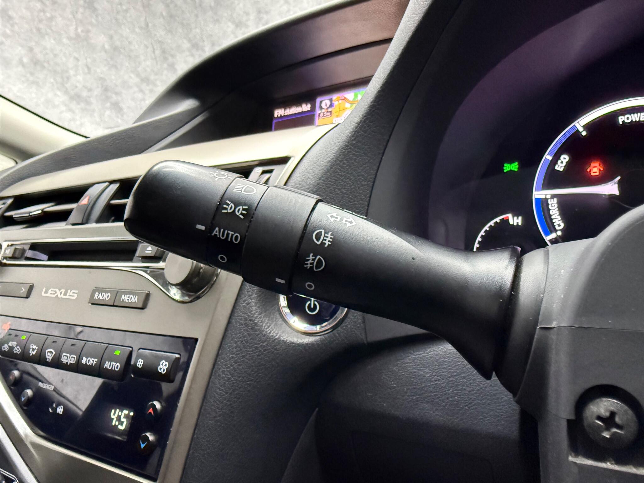 Lexus RX view 21