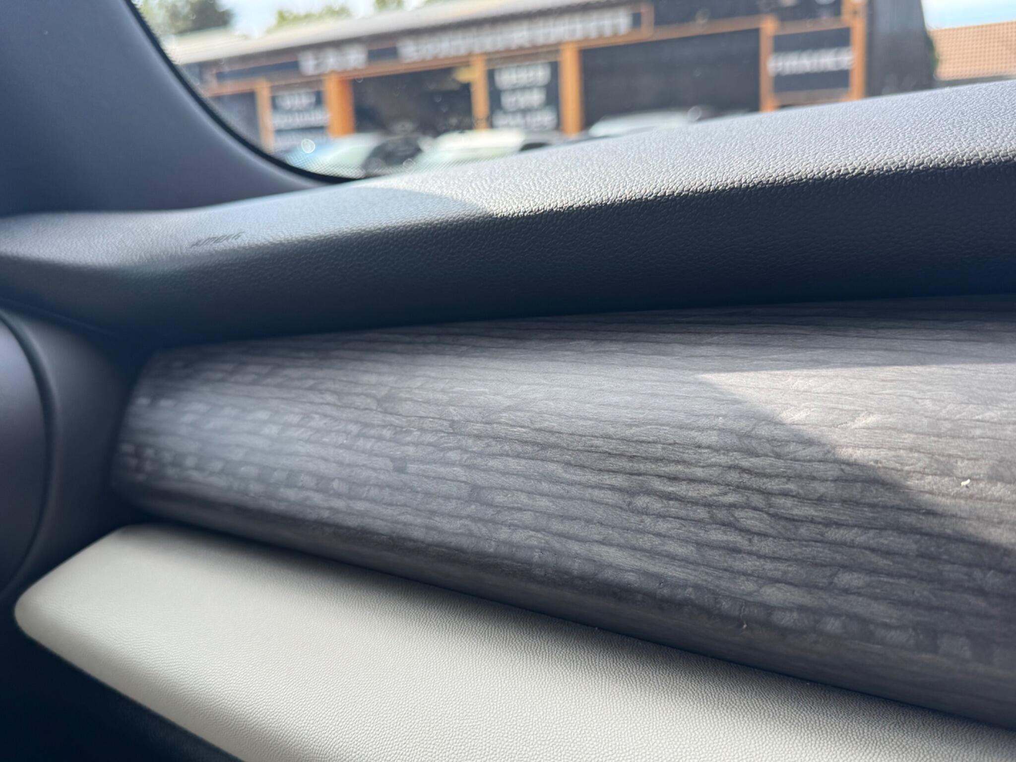 Mini Hatch view 34