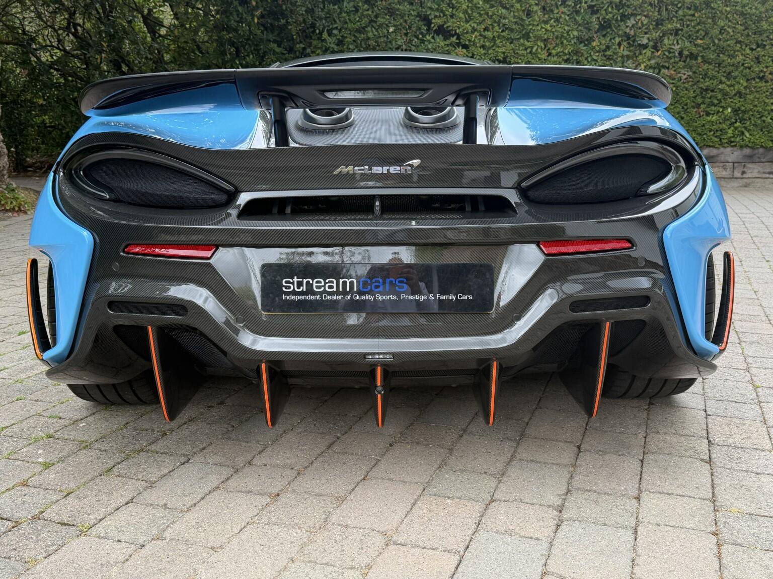 Mclaren 600LT view 7