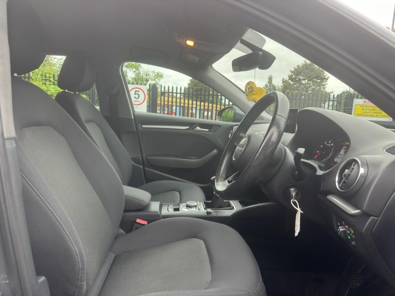 Audi A3 view 9