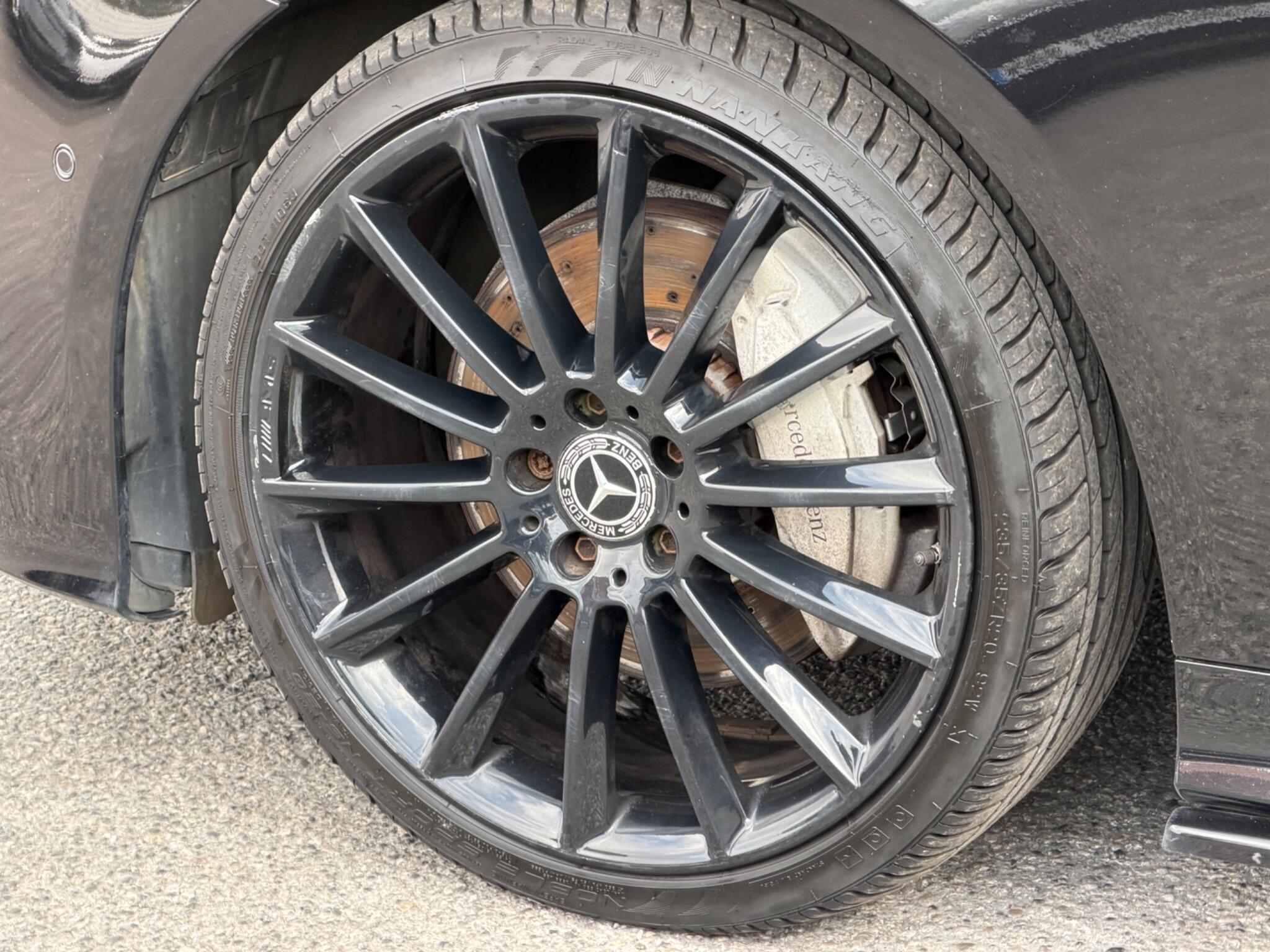 Mercedes-Benz E-Class view 58