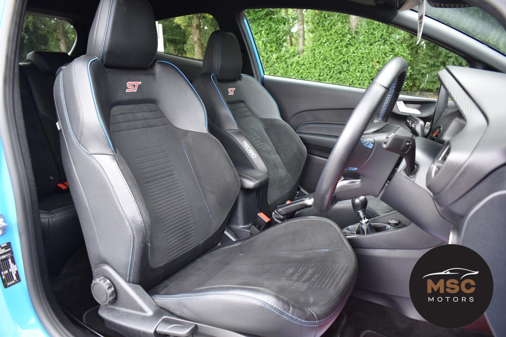 Ford Fiesta view 38