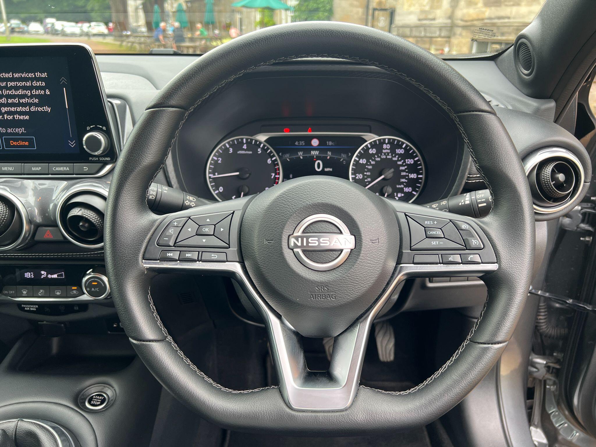 Nissan Juke view 43