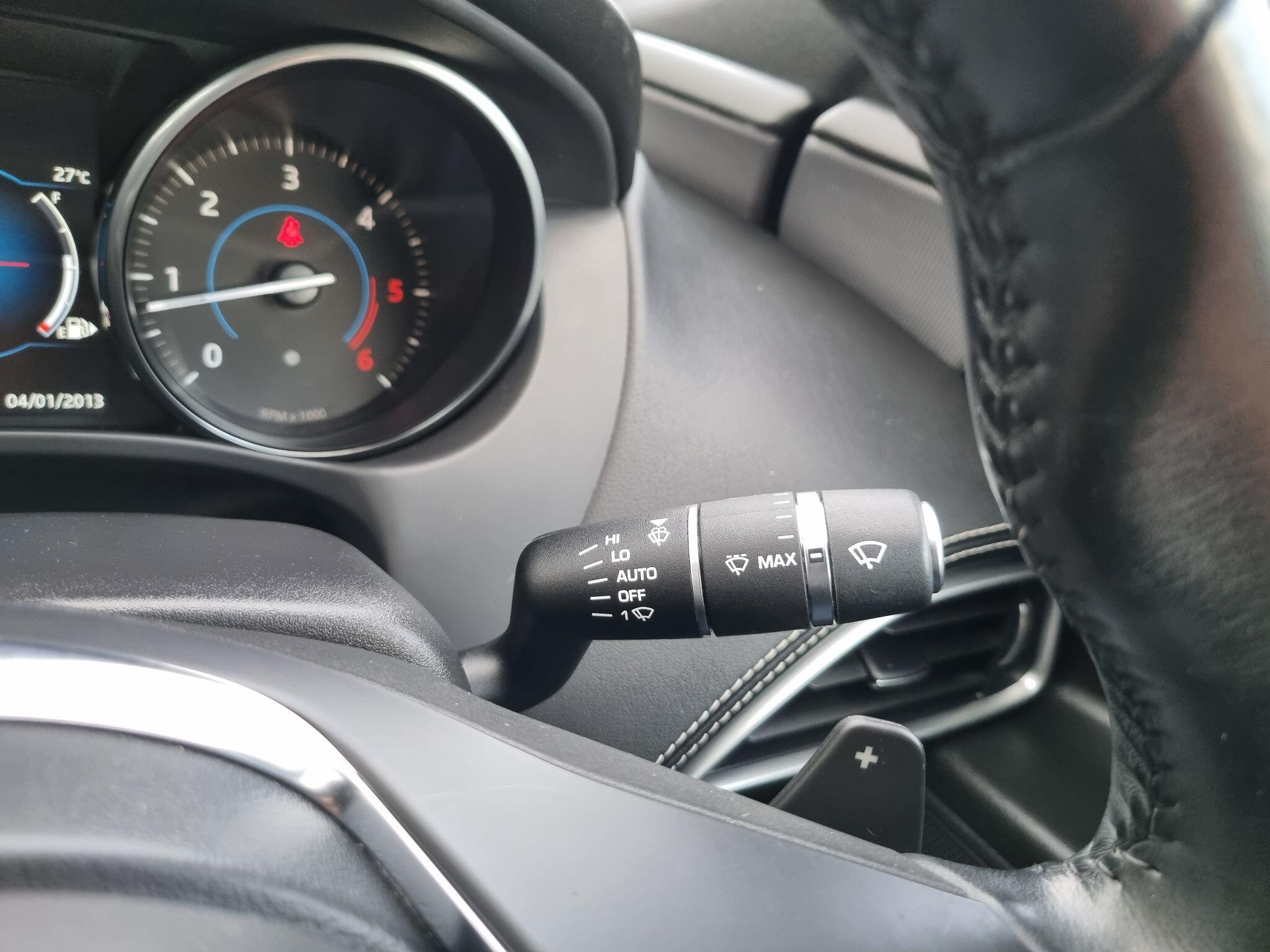 Jaguar Xe view 61